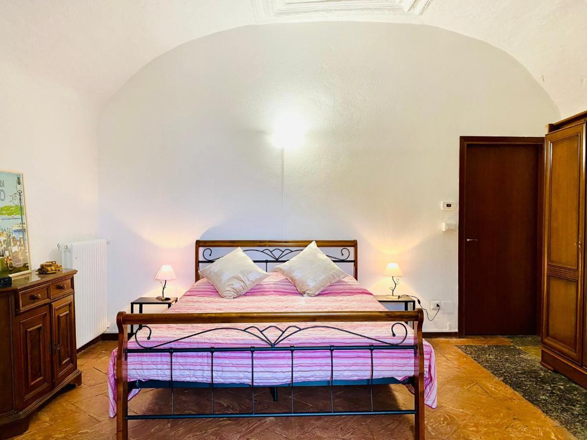 Borgo Camillo Lägenhet Lenno Exteriör bild
