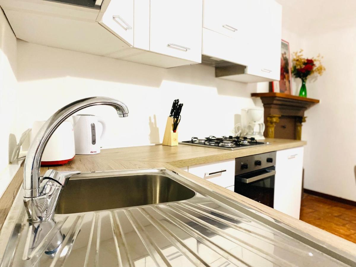 Borgo Camillo Lägenhet Lenno Exteriör bild