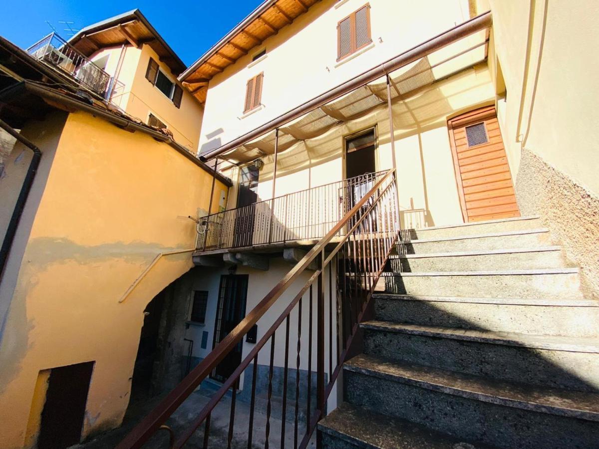 Borgo Camillo Lägenhet Lenno Exteriör bild